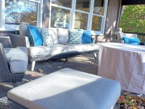 Terrace/patio - Sunsets, Mountain Views & Space to Slow Down (Fairview)