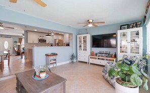 House | 4 bedrooms - Jefferson Beach Escape (Fort Myers Beach)