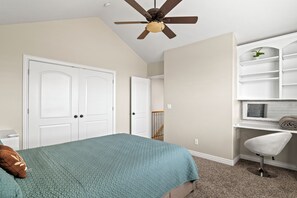 6 bedrooms, WiFi, bed sheets, wheelchair access - Spacious 6-bedroom house in gorgeous Saratoga Springs (Saratoga Springs)