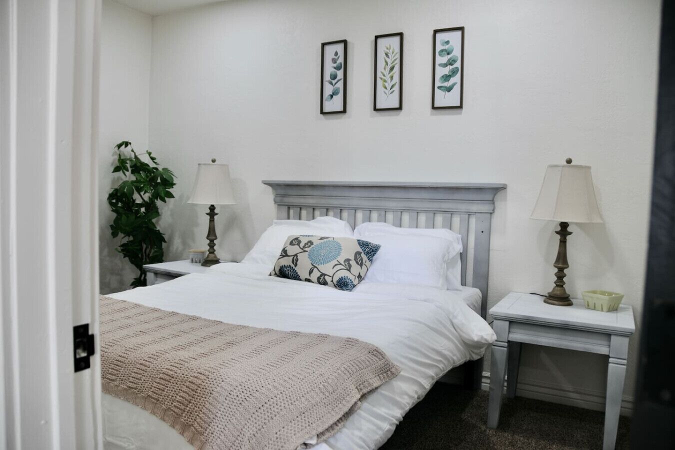 4 slaapkamers, een bureau, reisbedje, gratis wifi