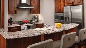 Private kitchen - Ritz Carlton Vail- Nov. 13-20 for 7 nights (Vail)