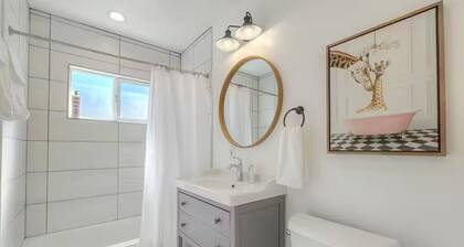 Heart of Hillcrest - 4BR Home in Prime Location