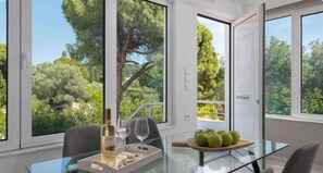 Departamento familiar | Área de sala de estar | Televisión de pantalla plana 