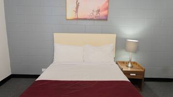 Iron/ironing board, WiFi