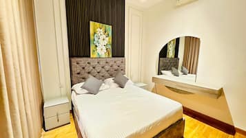 2 bedrooms, WiFi, bed sheets