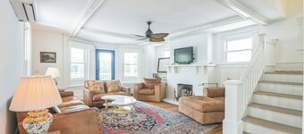 Ventnor 7 Bedroom Beach House 3-Min Walk to Ocean  Summer/ Full-Year Rental