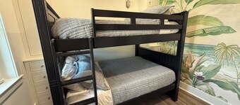 Cozy 2BR Guest House w/ Porches + Pool & Spa at Kiva Dunes