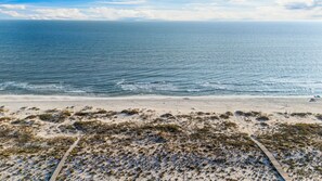 Beach nearby - Luxury 6BR Coastal Retreat w/ Pool, Spa, Game Room at Kiva Dunes (Gulf Shores)