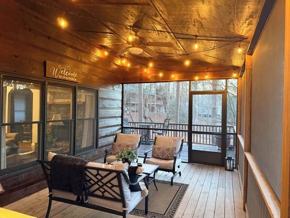 Terrace/patio - Experience a Spacious North Georgia Retreat in Coosawattee River Resort (Ellijay)