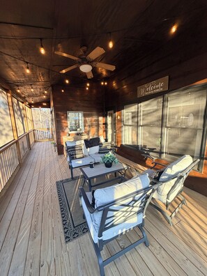 Property grounds - Experience a Spacious North Georgia Retreat in Coosawattee River Resort (Ellijay)