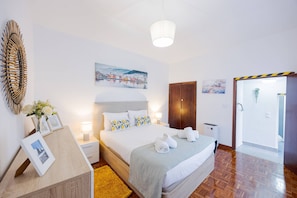 Room - Peaceful Panorama by Your Key (Porto Moniz)
