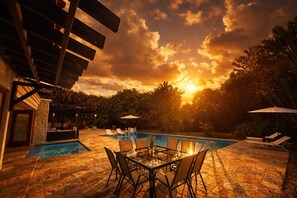 Outdoor pool, a heated pool - Exclusive 5-bedroom villa in Casa de Campo (La Romana)