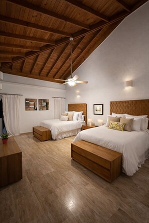 5 chambres, fer et planche à repasser, lit parapluie, Wi-Fi gratuit
