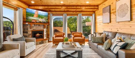 Älytelevisio, takka, pöytäjalkapallopöytä