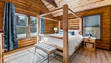 8 bedrooms, free WiFi, bed sheets