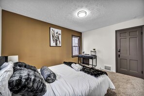 5 habitaciones, tabla de planchar con plancha y wifi gratis 