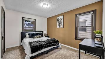 5 camere, ferro/asse da stiro, Wi-Fi gratuito, lenzuola