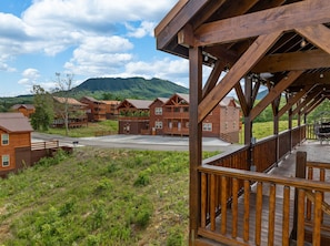 Property grounds - 8BR Mountain Escape w/ Indoor Pool + Mins to Parkway (Sevierville)