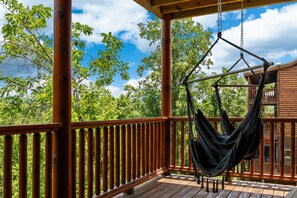 Property grounds - 6BR Lodge in the Smokies w/ Indoor Pool, Arcade & Views Sleeps 22 (Sevierville)