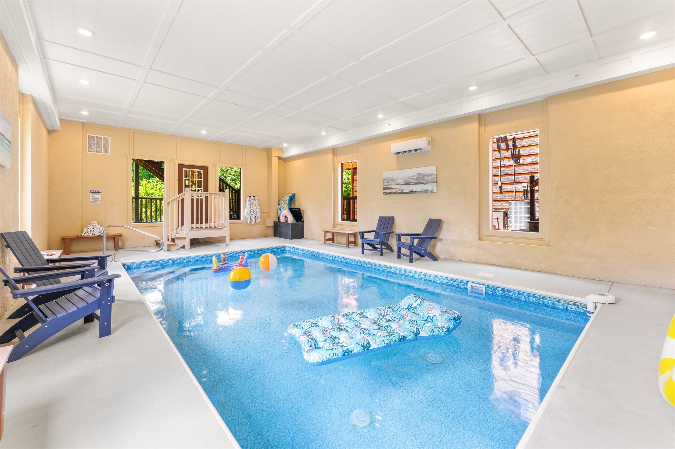 Innenpool, beheizter Pool