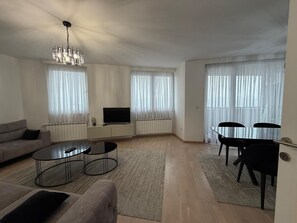 Fernseher