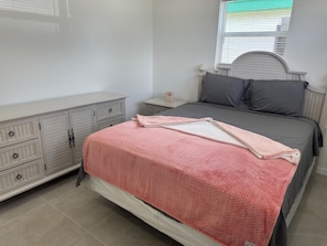 2 Schlafzimmer, Bügeleisen/Bügelbrett, Internetzugang, Bettwäsche