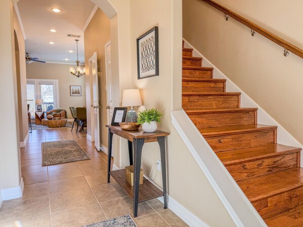 Interior - Dog-Friendly South Austin w/ Private Yard! (Austin)