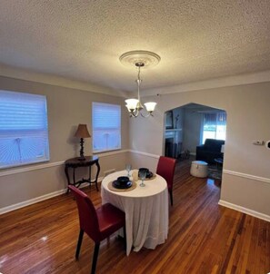 Dining - Peaceful Room in Bungalow with AC in vibrant Detroit (Detroit)