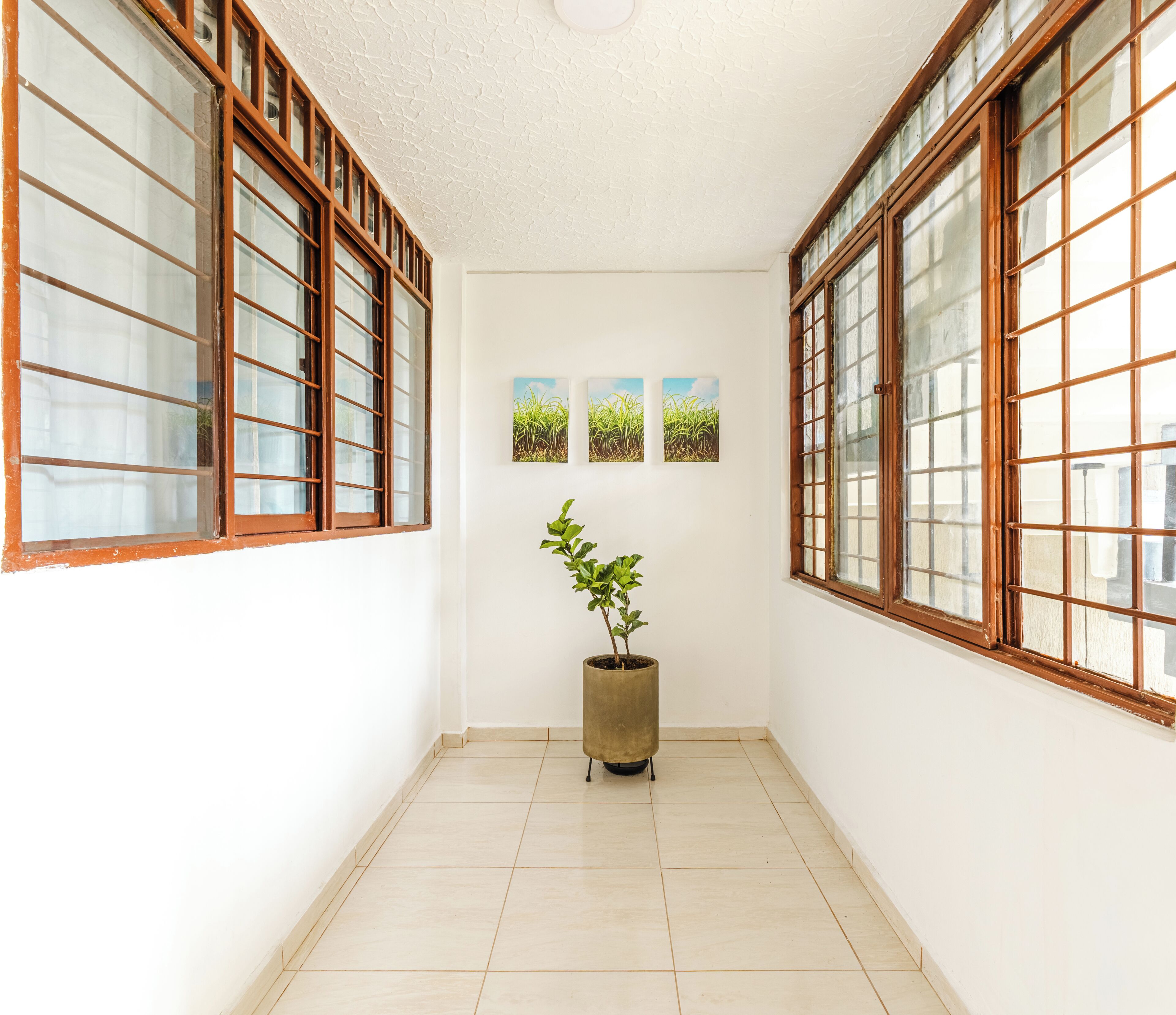 32-inch Smart TV with digital channels