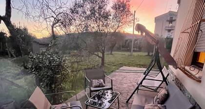 Casa Rina Family home apartment. Umbria / Tuscany. 2 minutes from the lake