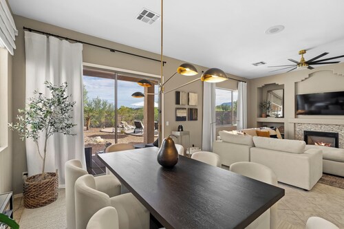 NEW! Oro Valley Home w/Mountain Views, Desert Serenity, Privacy, Pool & More