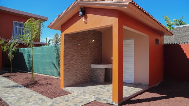 Exterior - Casa Naranja - Casa de 5 Cuartos 6 baños de Lujo y Confort (Ciudad Fernández)