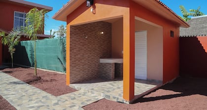 Casa Naranja - Casa de 5 Cuartos 6 baños de Lujo y Confort