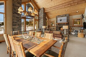 Dining - Big Sky Mountain Retreat with Perfect Views (Big Sky)