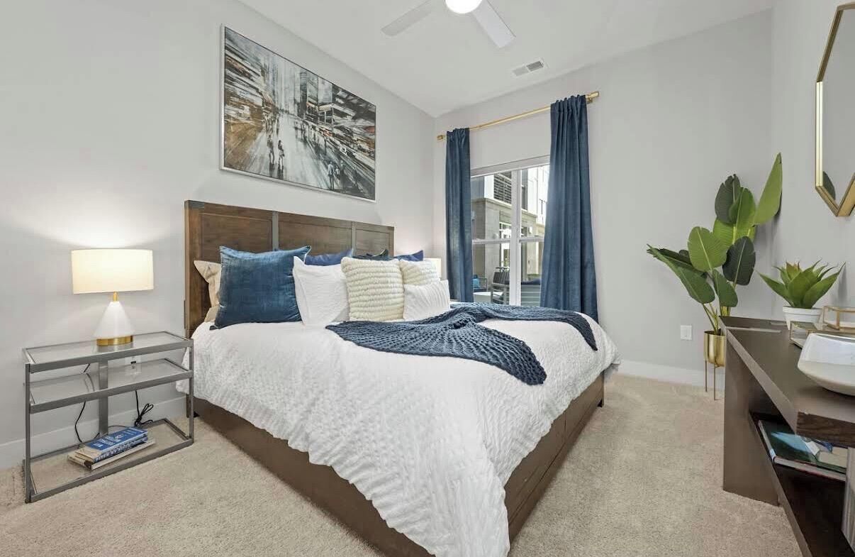 In-room safe, iron/ironing board, free WiFi