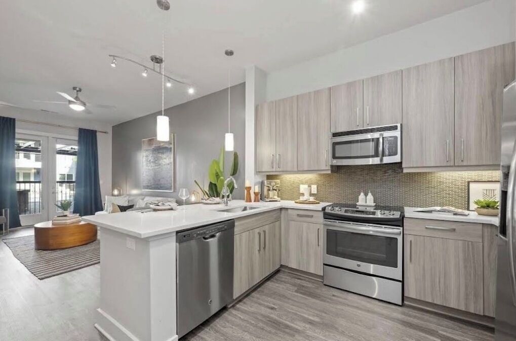 Standard Room, Balcony, City View | Dapur peribadi