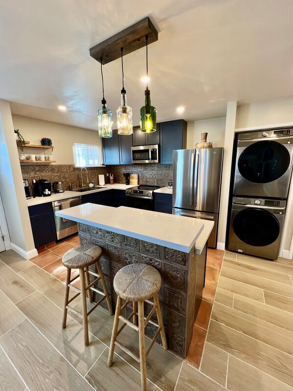 Fridge, microwave, oven, stovetop - The Whiskey Row Bungalows - Steps to Downtown! (Prescott)