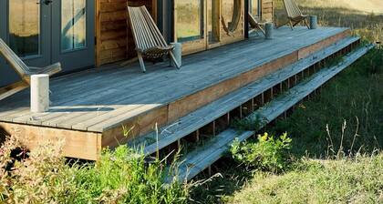 Artist’s Retreat on Flower Farm in Huson, 20min from Missoula, with Cedar Sauna