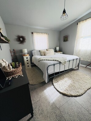 2 chambres, bureau, Wi-Fi gratuit, draps fournis