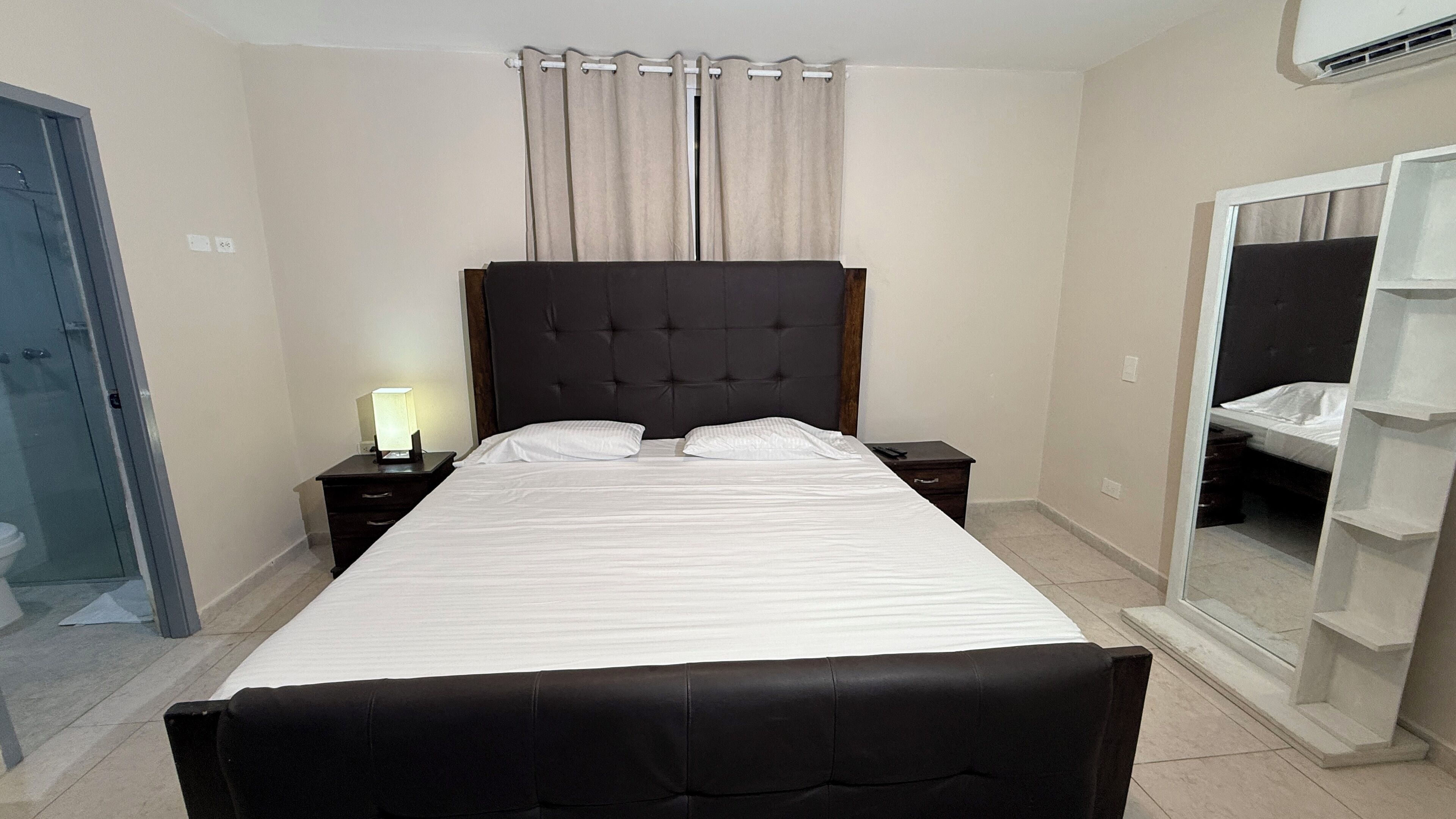 7 bedrooms, iron/ironing board, WiFi, bed sheets