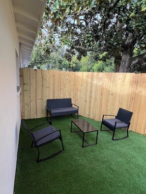 Terrace/patio - Modern Oasis Near Hard Rock Tampa (Tampa)