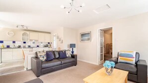 Unclassified image, 2 of 38, button - 2 bedroom self catering apartment with amazing views Chalet studio (Grange-over-Sands)