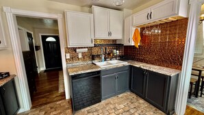 Unclassified image, 5 of 37, button - Garden Cottage | Close to SLC (Midvale)