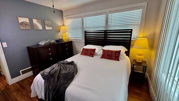 Desk, iron/ironing board, travel crib, free WiFi