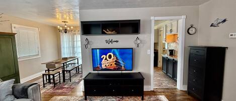Smart TV, books
