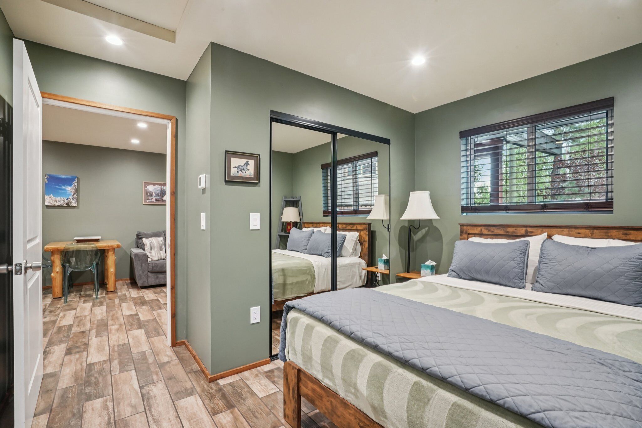 Casa estàndard, vistes a la muntanya | Planxa i posts de planxar i wifi gratuïta 