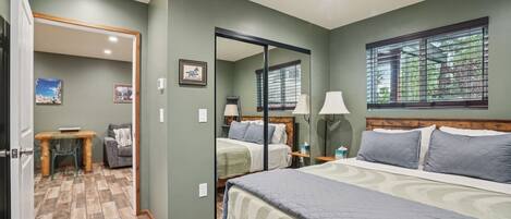 Standaard huis | Een strijkplank/strijkijzer, gratis wifi