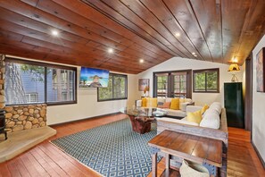 Yesteryear | 起居区