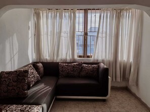 Smart TV - Huge house. Perfect for large groups. (Mazatlán)