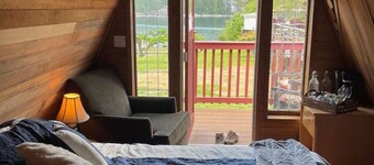 Ocean View Cabins at the Laughing Oyster